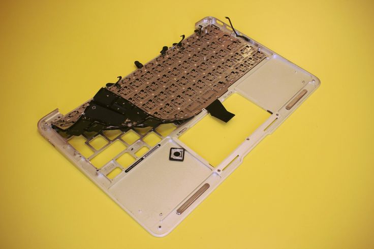 Отдельная замена клавиатуры на MacBook Air 2010-2012 годов